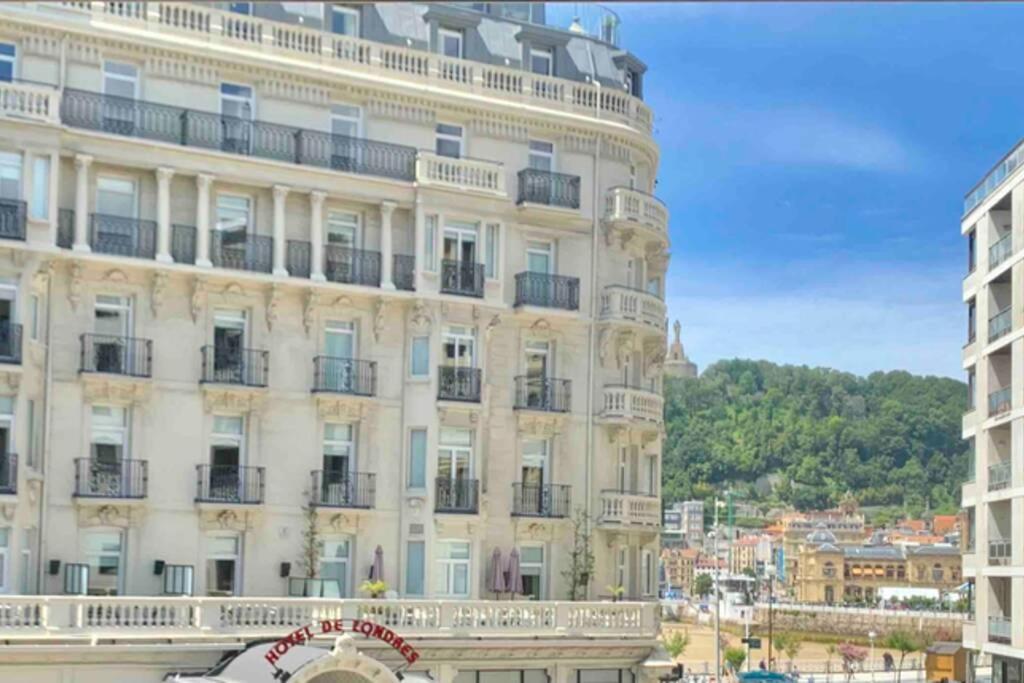 New Gorgeous Central Apartment - Beachfront - 3 Bd San Sebastián Exterior foto